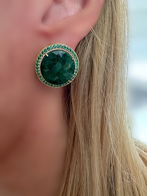 Brinco banhado a ouro 18k Pedra esmeraldas indiana cravejada com zirconias