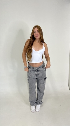 Calça Cargo cinza na internet