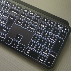 MX KEYS en internet