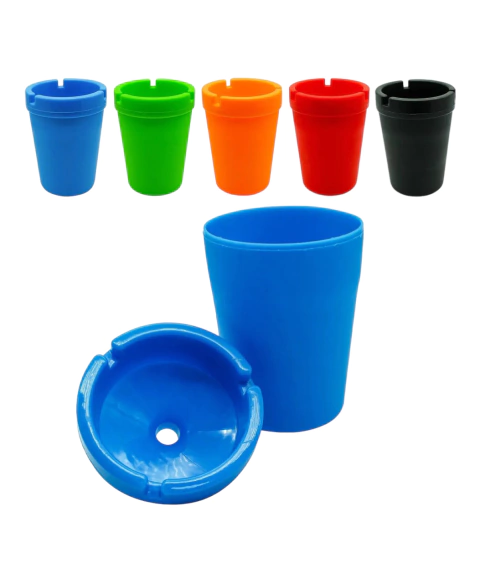 CENICERO CON TAPA, ideal para el Auto!