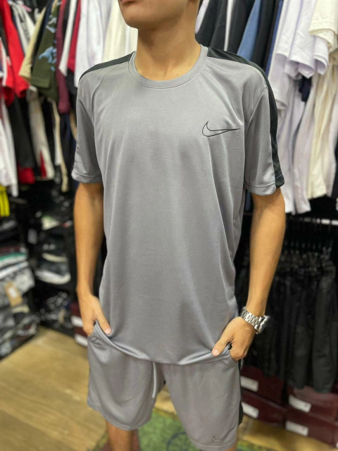 Conjunto Nike dri fit sport - comprar online