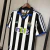 Newcastle 00/01 home en internet