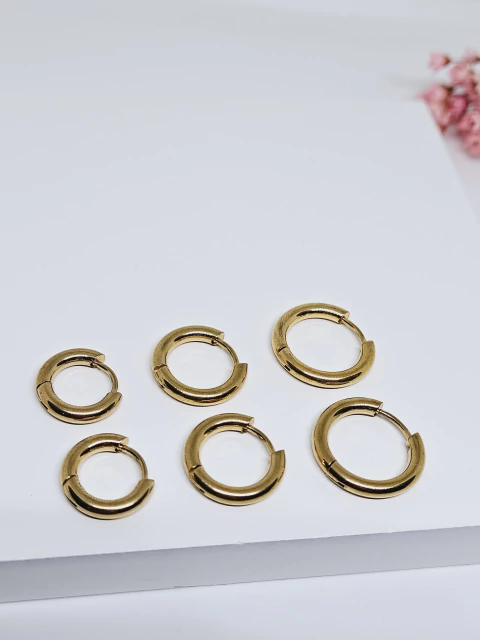Trio de Brincos Dourados Argola de Aço Inox
