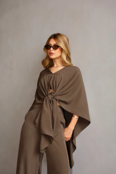 Blusa Capa Clarice