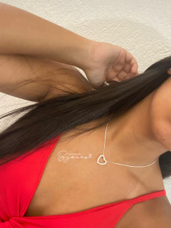 Colar coração cravejado na internet