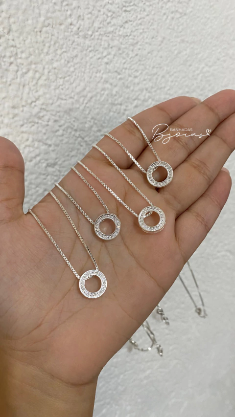 Colar inspiração Pandora