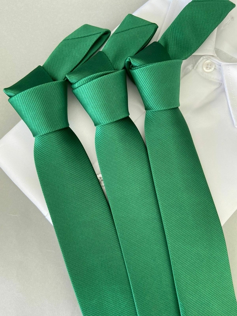 Gravata Semi Slim - Premium - Verde Bandeira Listrada