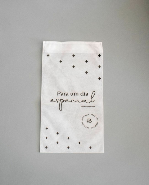 Embalagem de presente TNT