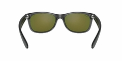 Imagen de Anteojo De Sol Ray-Ban Ferrari RB 2132 F60268 3n New Wayfarer 55 mm