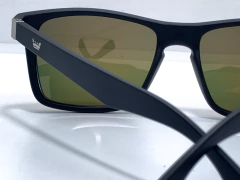 Anteojo De Sol Vulk Way Back mblk/revo red Polarizado 56 mm - tienda online