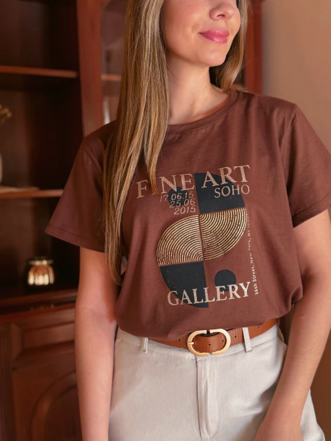 Remera Fine Art - Almendra Almacén de Moda