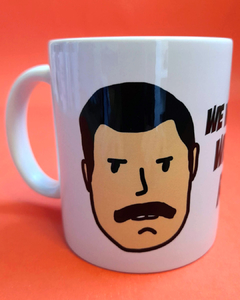 caneca branca com desenho do Freddie Mercury e a frase "we will we will rock you!"