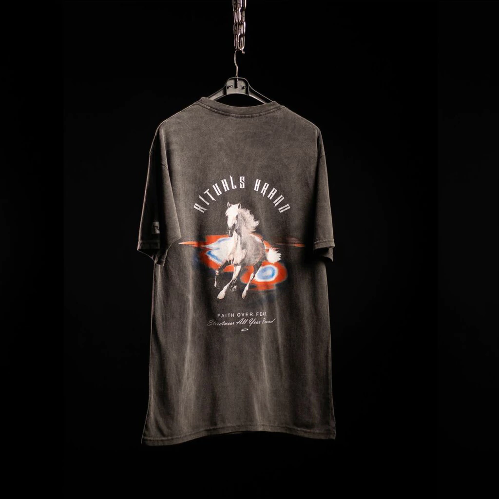 Remera COLLUSION