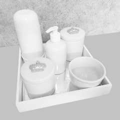 Kit Higiene C/ Garrafa Térmica Cilindrica E Bandeja Quadrada Coroa Prata