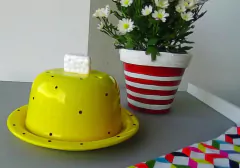 Queijeira Pegador Queijo Amarelo Poa Preto - comprar online
