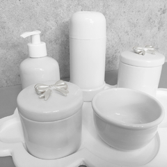Kit Higiene C/ Garrafa Térmica Pote Algodão E Cotonete Laço Prata na internet