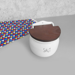 Saleiro Branco Tampa De Madeira Verniz 1 Kg Branco Decorado Words - Ordalha Ofertas | A Loja da Mesa Posta