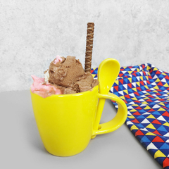 Caneca Com Colher 300 ml Amarela - comprar online