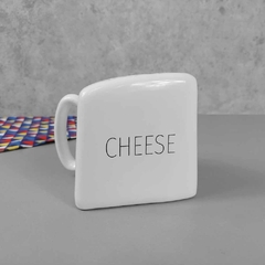 Porta Queijo Ralado Porcelana Decorado Words na internet