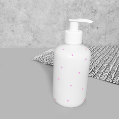 Porta Sabonete Liquido Branco Poá Rosa 300 ml - comprar online