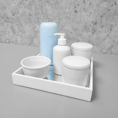 Kit Higiene C/ Garrafa Térmica Azul e Bandeja Quadrada na internet