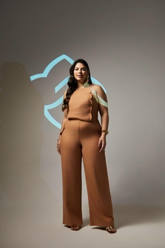 CONJUNTO CALÇA CROPPED DRAPEADO na internet