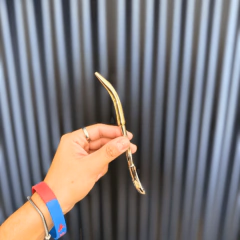 BOMBILLA PICO LORO CINCELADA ALPACA PICO BRONCE TAMAÑO MINI - tienda online