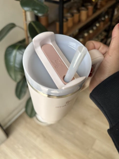 Stanley Quencher 887ml rosa pastel - Yerba Canarias Roca