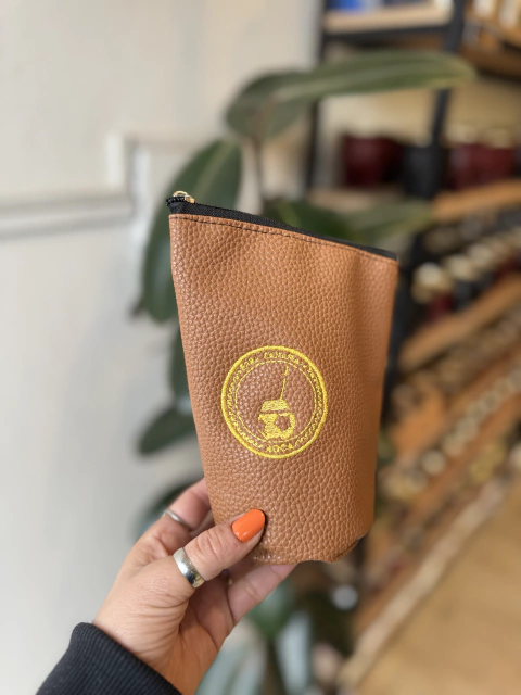 YERBERO ECO CUERO MARRON