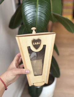 DISPENSER DE YERBA PARA PARED BOCA JUNIORS en internet