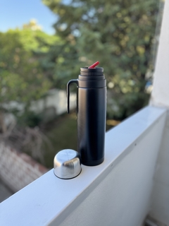 TERMO MEDIA MANIJA NEGRO 1LT