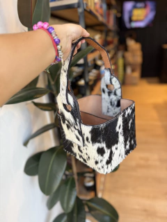 Imagen de Canasta exclusiva cuero pelos 4 espacios