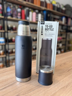 Termo Stanley To Go Bottle 1lt color negro en internet