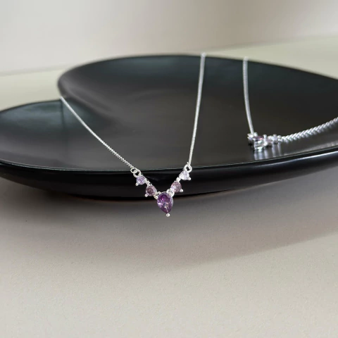 Colar zircônias gota ametista e lilás 45cm