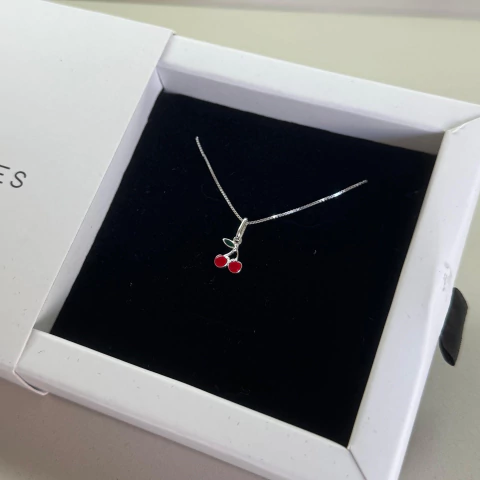 Colar cereja 40cm