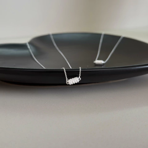 Colar rolo gravejado 7mm 40+5cm