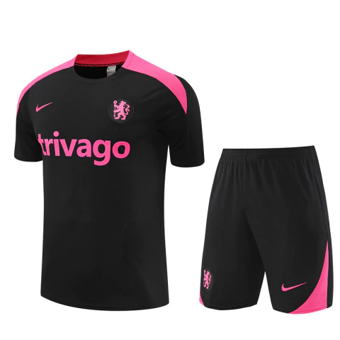 Kit Treino Chelsea Nike, Kit Treino Chelsea 2024/2025, Camisa Preta, Shorts Preto Detalhes Rosa, Adidas, Conjunto Chelsea Football Club, Futebol Europeu, Champions League, Novo Conjunto Chelsea Camisa e Bermuda Preto Oficial, Masculino, 24/25, original, p