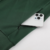Jaqueta Agasalho México Adidas, Agasalho México 2025, jaqueta retro México, Agasalho verde México, Agasalho retro Adidas, Agasalho Seleção Mexicana, Agasalho Adidas verde escuro, Agasalho México 2025 Adidas, Agasalho México com escudo bordado, Agasalho Mé