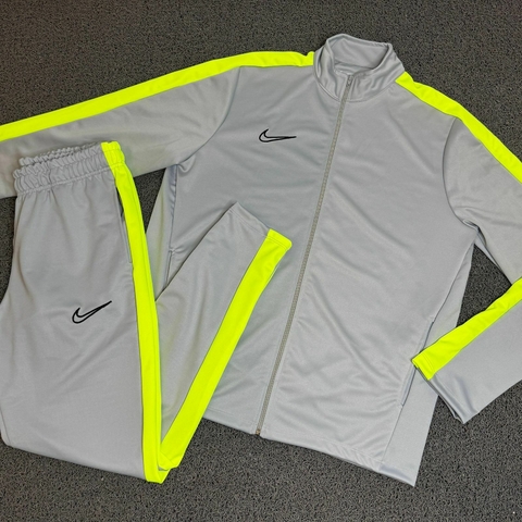 Conjunto Nike Dri Fit