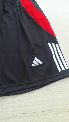 Short River Plate Negro con Bolsillos en internet