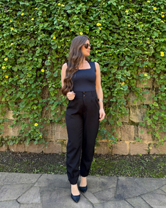 Calça Cenoura Alfaiataria Feminina