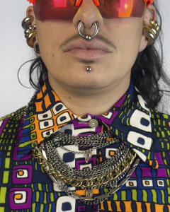 Camisa Biruleibi (M) na internet