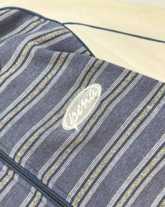 Blusa Tony (M) na internet