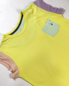 Blusa Sui (M) na internet