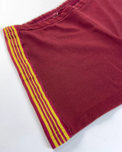 Short Caleb (M) na internet