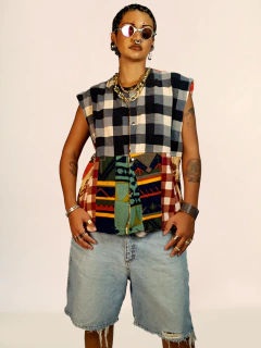 Colete Kahana na internet