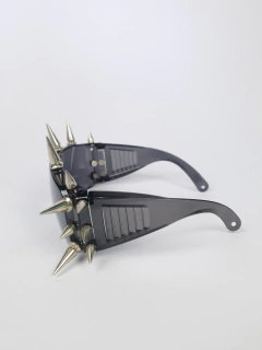 Óculos Spike na internet