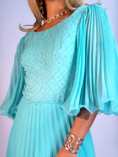 Vestido Nammi na internet