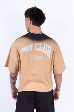 Remera Boxy Fit Feel en internet