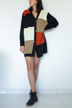 CARDIGAN COLORBLOCK (VESTE DO P AO G) - Rediscover Brechó - Moda Circular e Atemporal